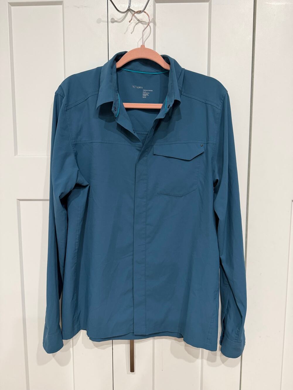 Arc’teryx Skyline Shirt Men’s Medium Blue Gray Long Sleeve Snap Button Outdoor